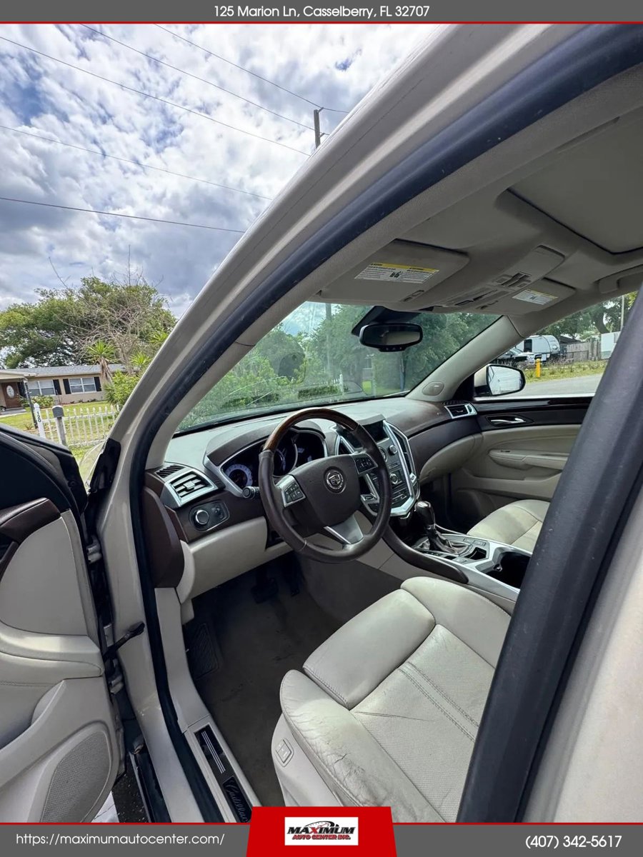 Used 2010 Cadillac SRX Luxury FWD image 7