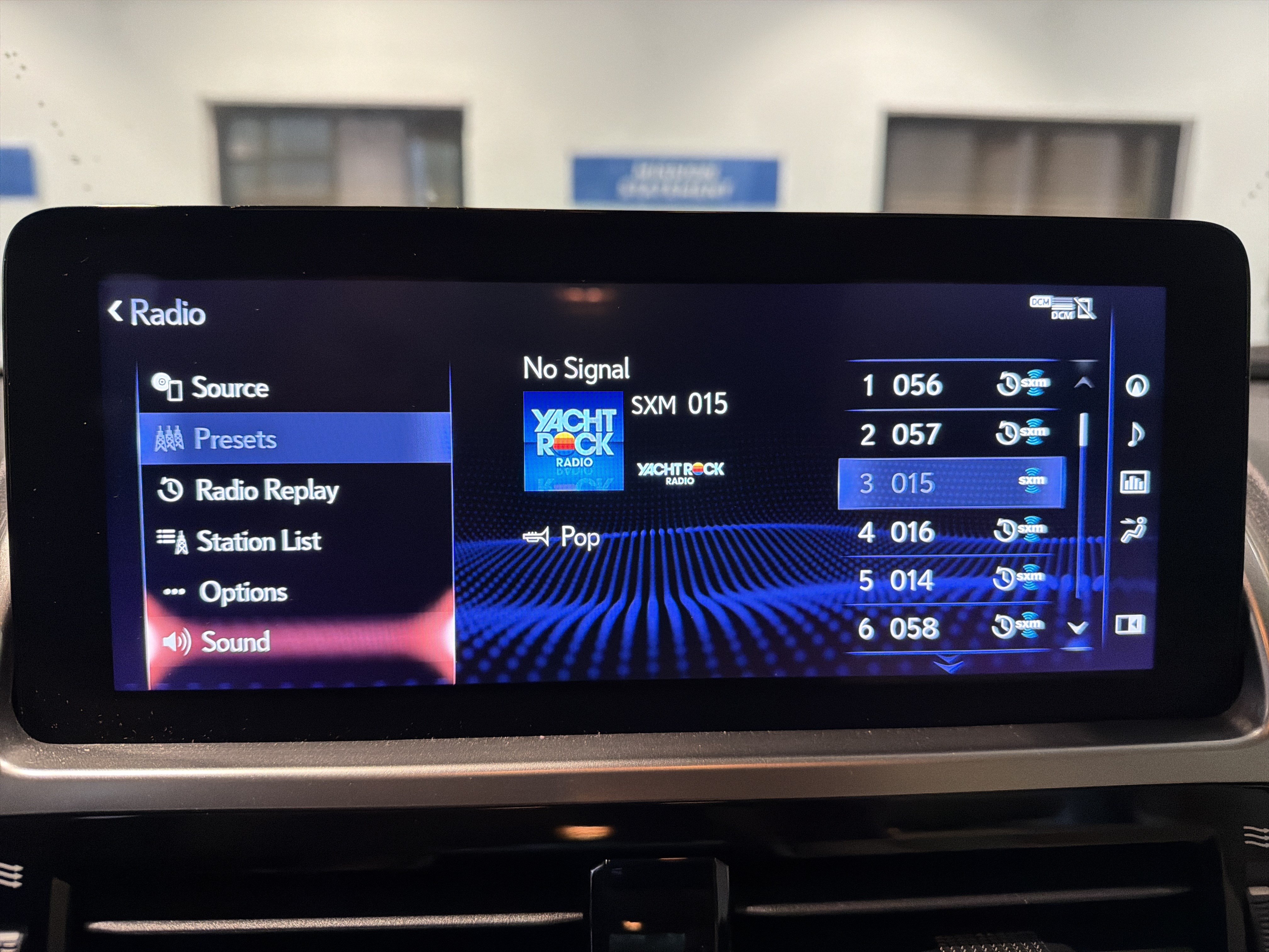 Certified 2023 Lexus GX 460 Premium w/ Premium Package AWD/4WD image 27