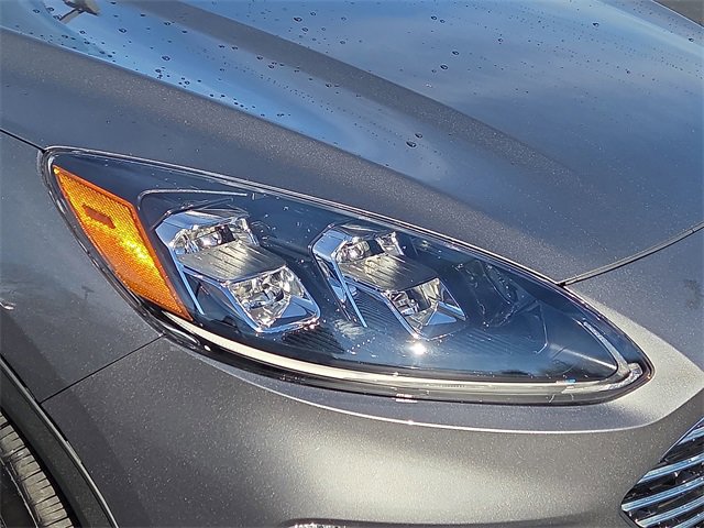 Used 2021 Ford Escape Titanium w/ Titanium Elite Package image 9