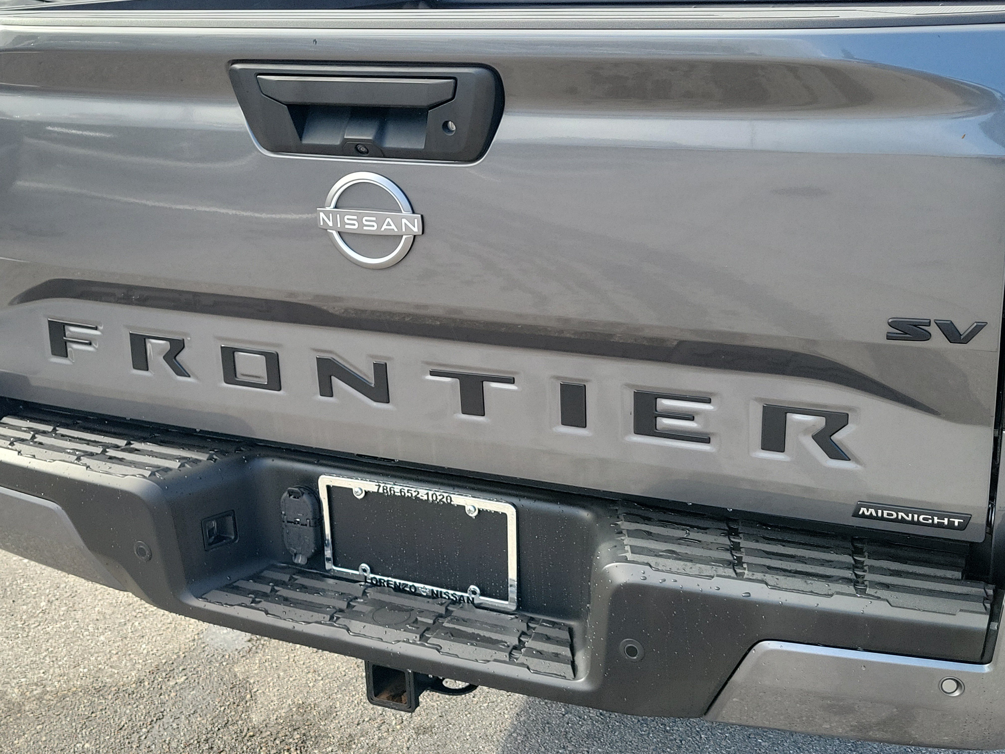 Used 2023 Nissan Frontier SV w/ Midnight Edition Package RWD image 10