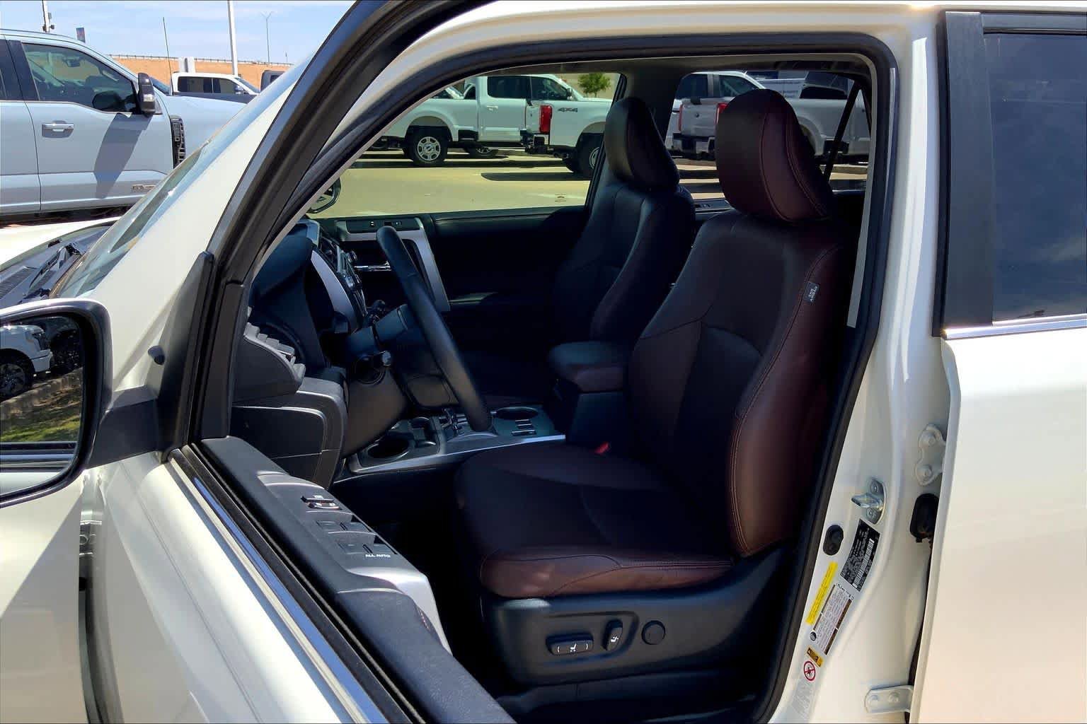 Used 2017 Toyota 4Runner Limited image 8