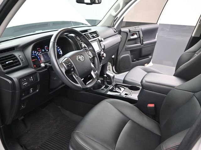 Used 2019 Toyota 4Runner TRD Off-Road Premium image 5