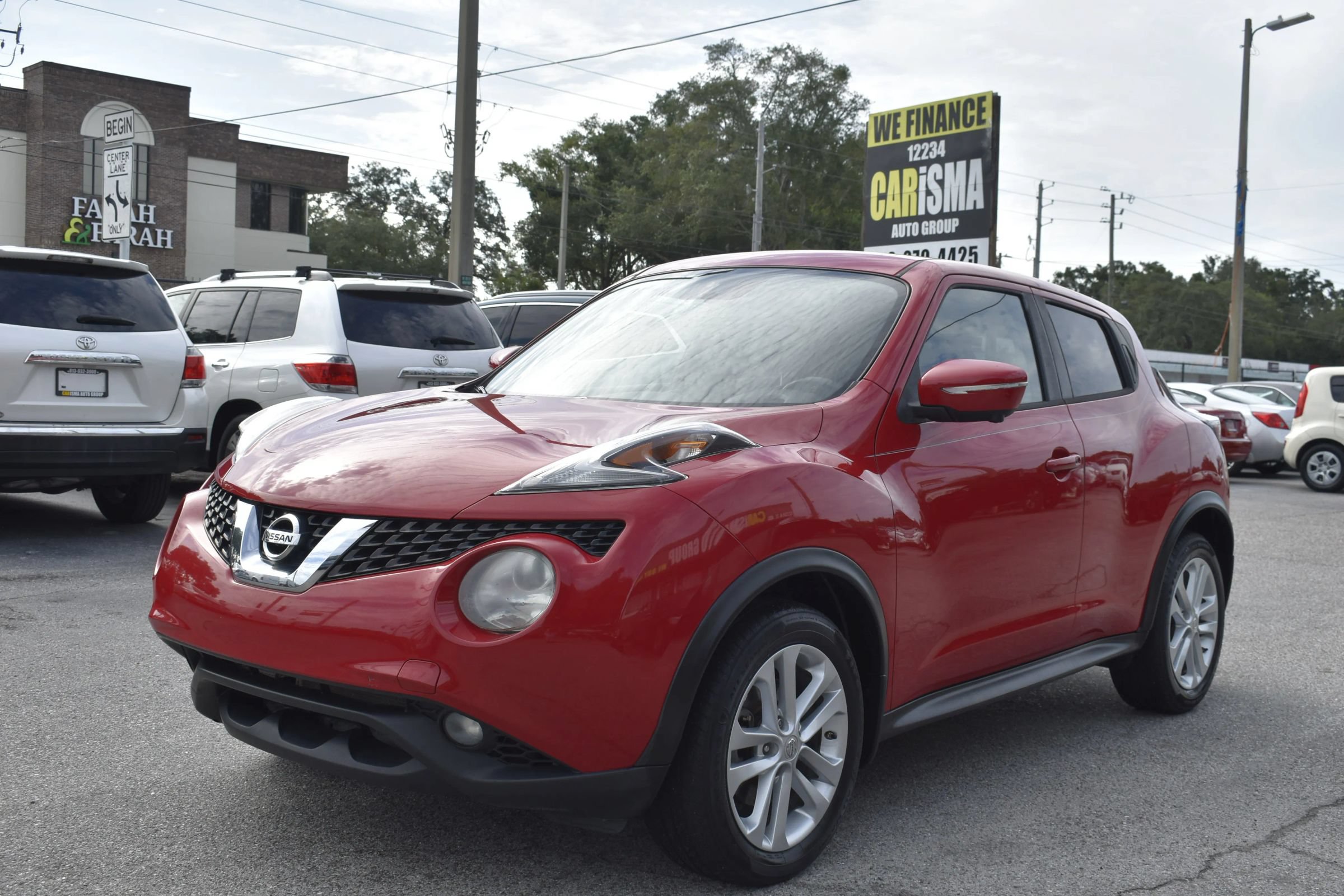 Used 2016 Nissan Juke SL FWD image 6