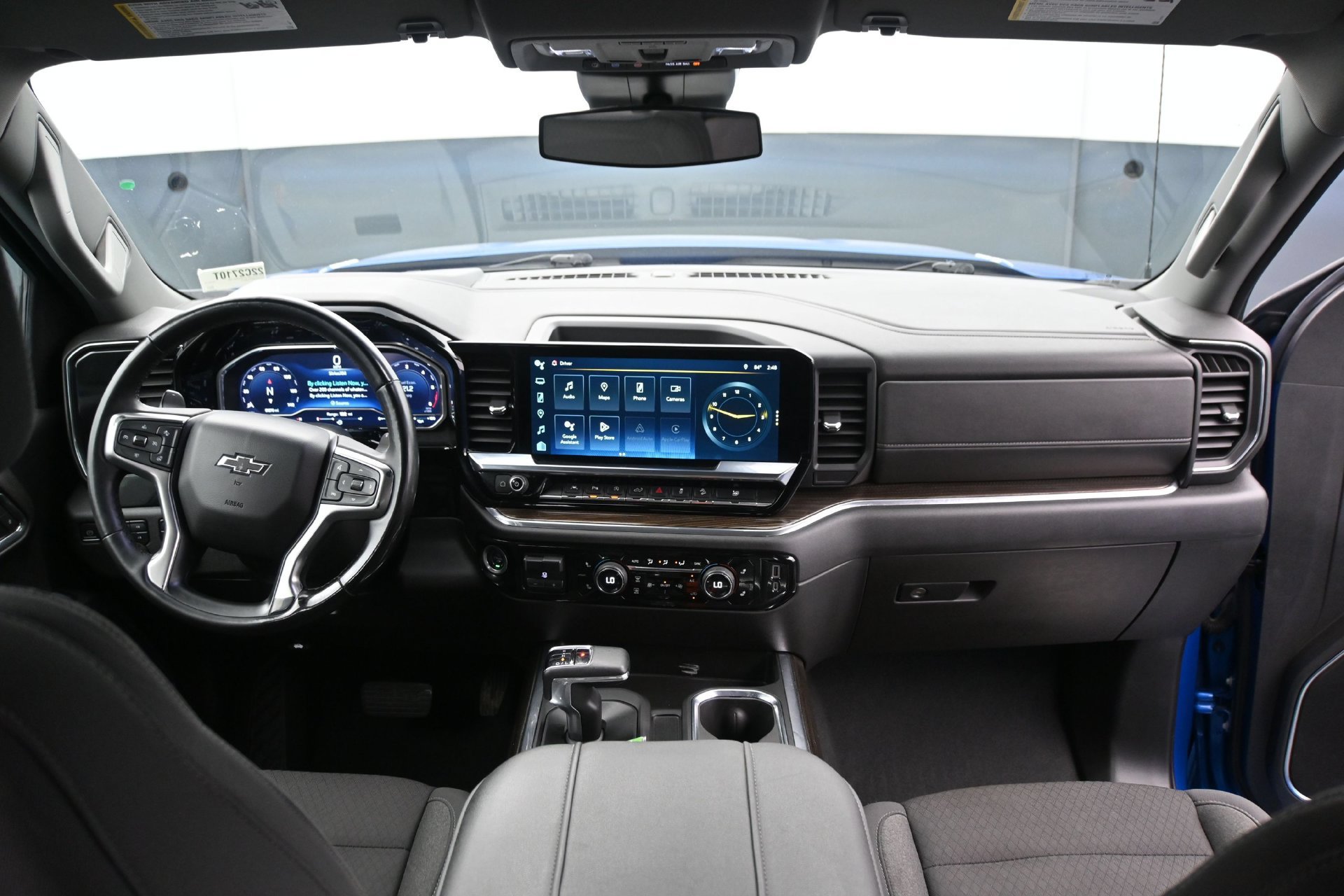 Used 2023 Chevrolet Silverado 1500 RST AWD/4WD image 16