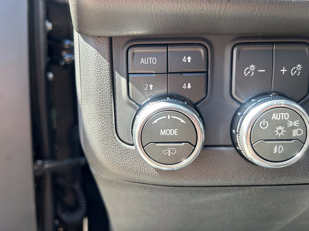 New 2026 GMC Yukon Denali AWD/4WD image 28