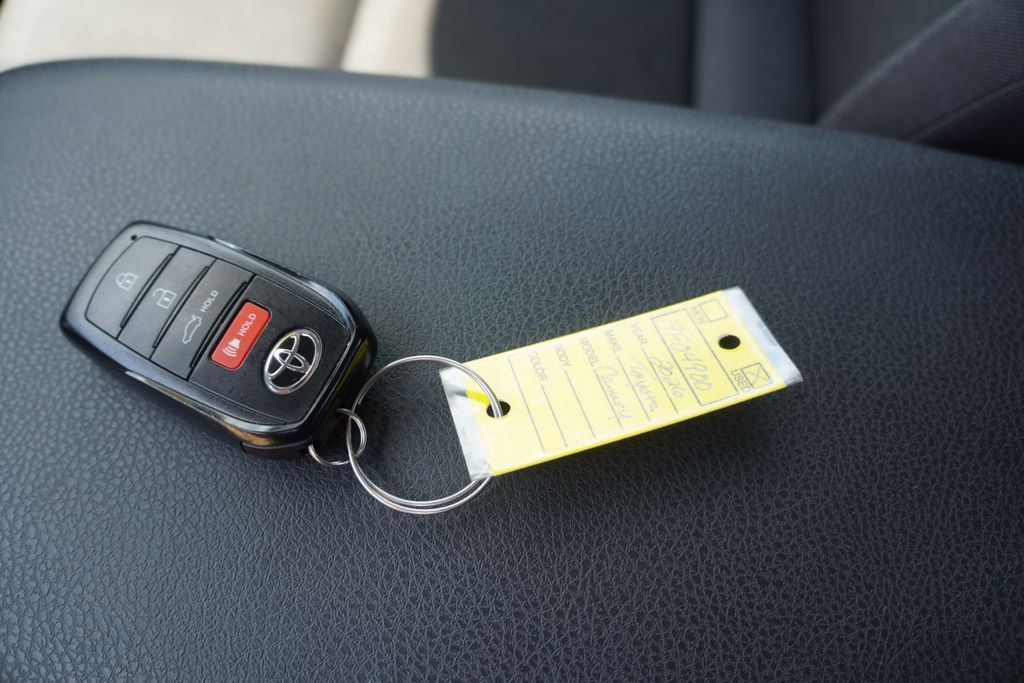 Used 2026 Toyota Camry LE image 2