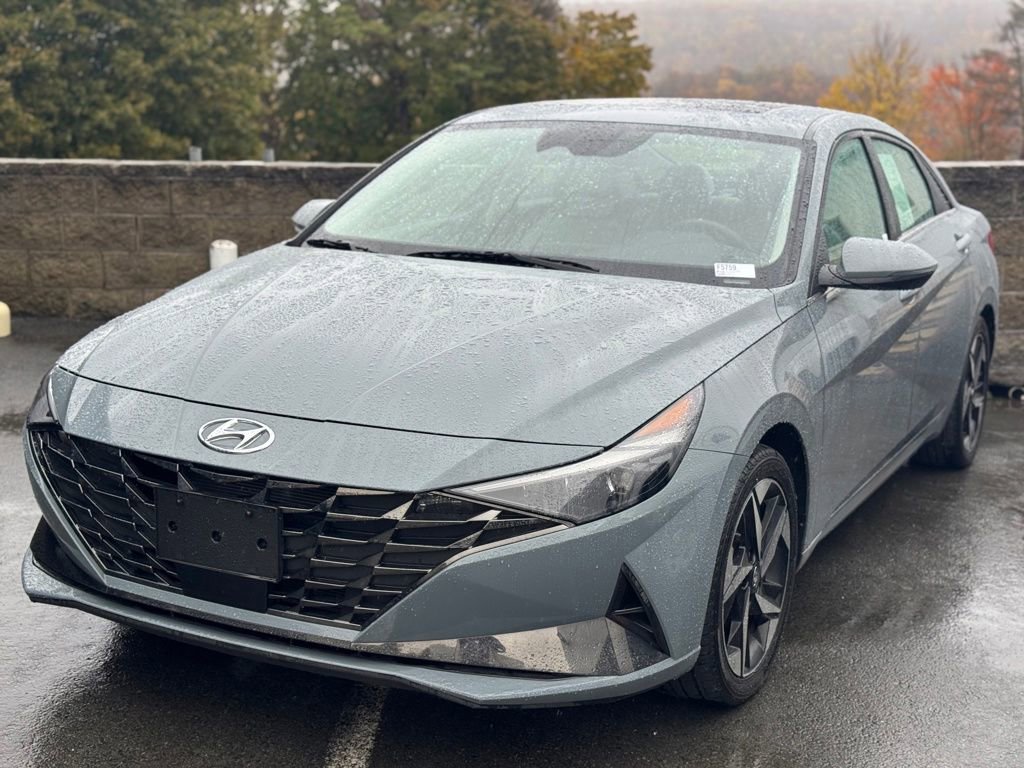 Used 2023 Hyundai Elantra Limited w/ Cargo Package