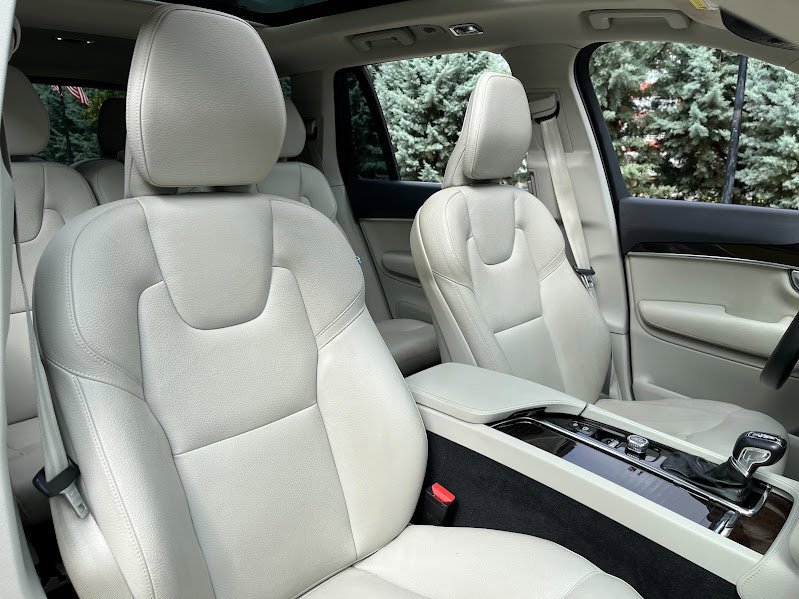 Used 2019 Volvo XC90 T6 Momentum w/ Protection Package Premier image 42