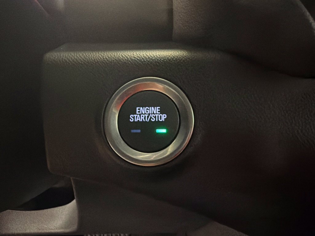 Used 2023 GMC Terrain SLE w/ Driver Convenience Package AWD/4WD image 36