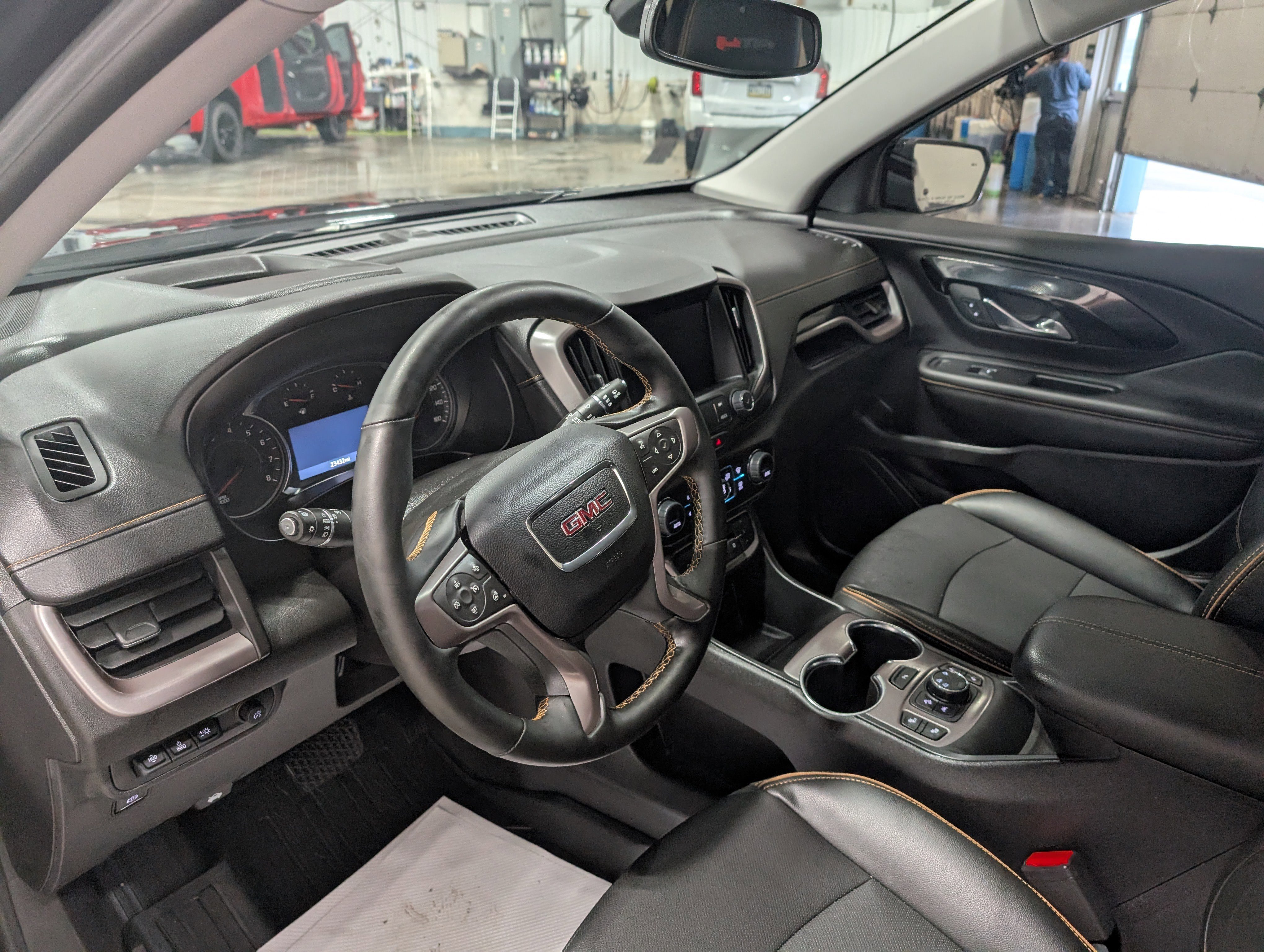 Used 2024 GMC Terrain AT4 w/ Tech Package image 16