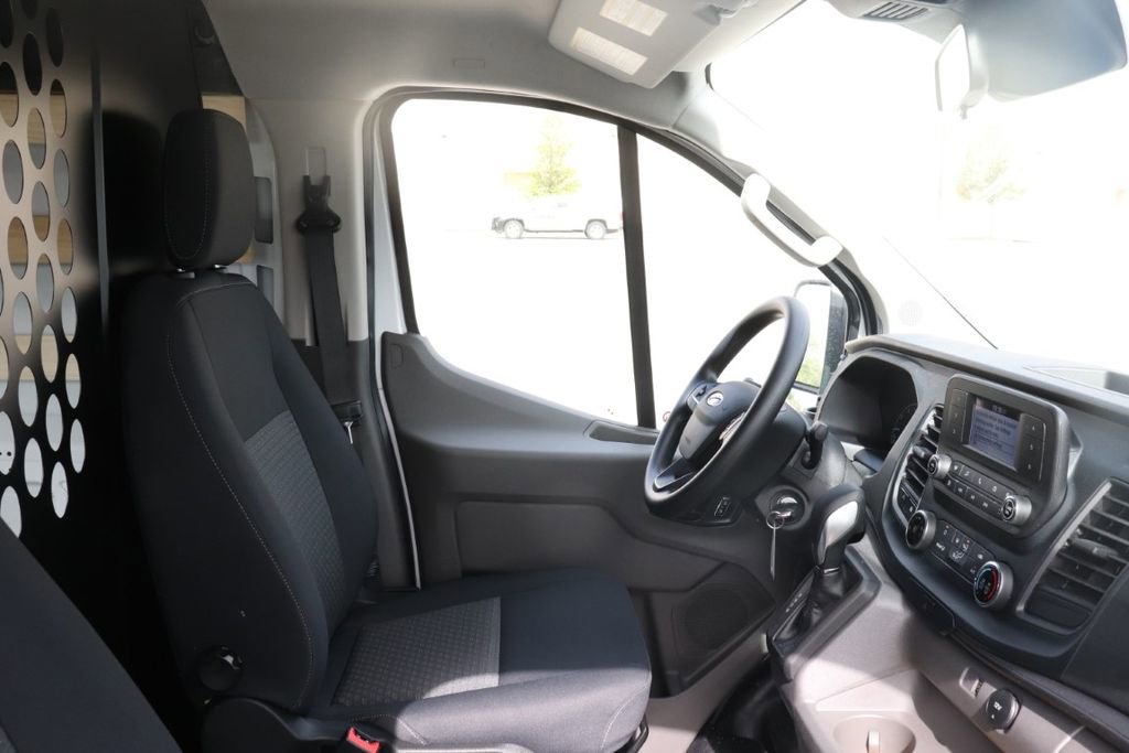 Used 2024 Ford Transit 250 Low Roof w/ Exterior Upgrade Package RWD image 9