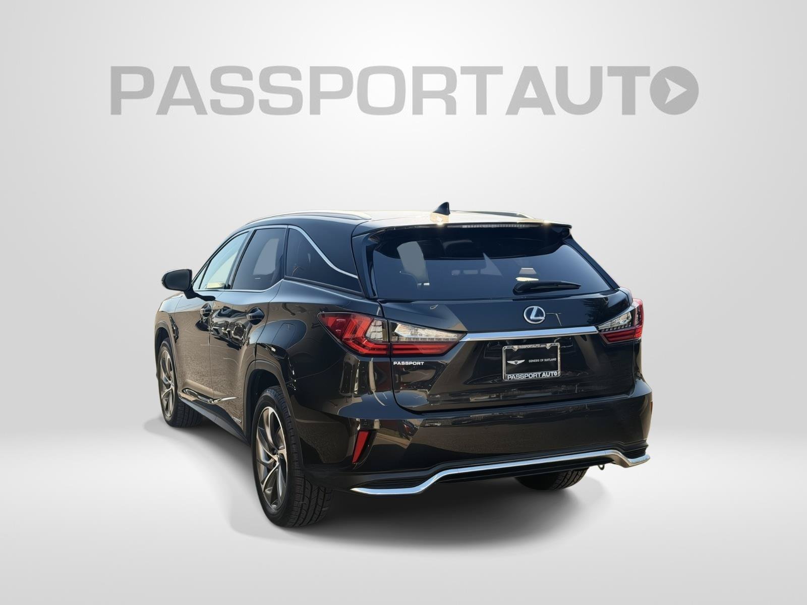 Used 2019 Lexus RX 450hL Luxury w/ Accessory Package AWD/4WD image 4
