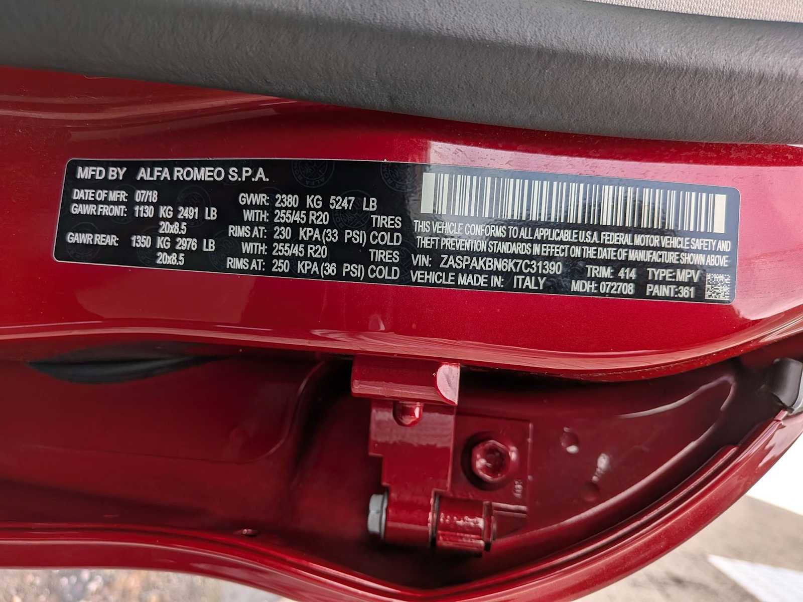 Used 2019 Alfa Romeo Stelvio Ti w/ TI Performance Package image 39