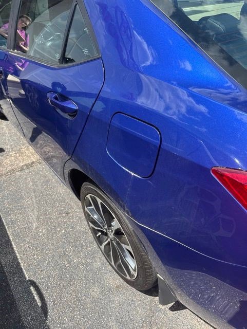 Used 2019 Toyota Corolla SE w/ SE Premium Package FWD image 12