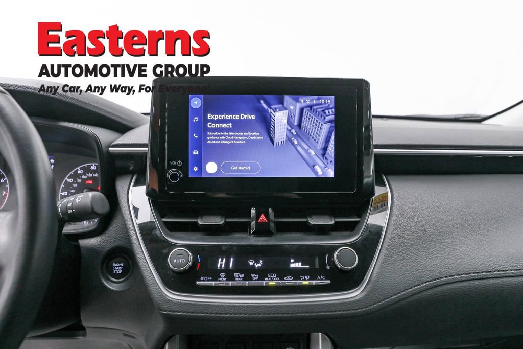 Used 2024 Toyota Corolla Cross LE image 12