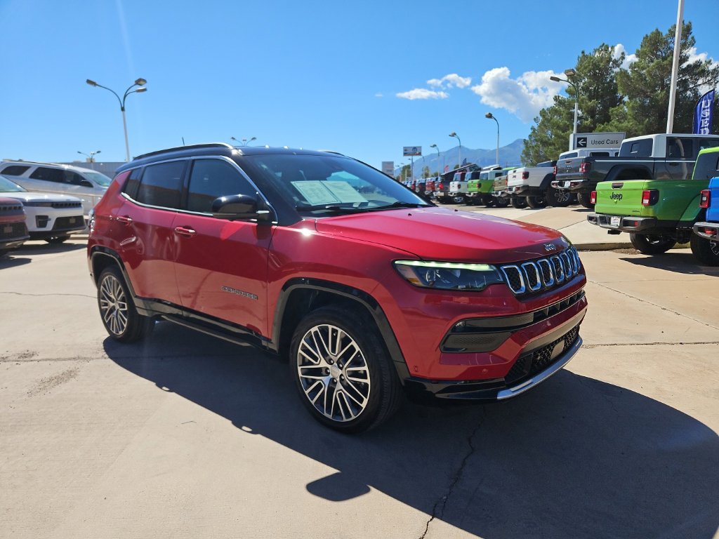 Used 2024 Jeep Compass Limited w/ Elite Group AWD/4WD image 5