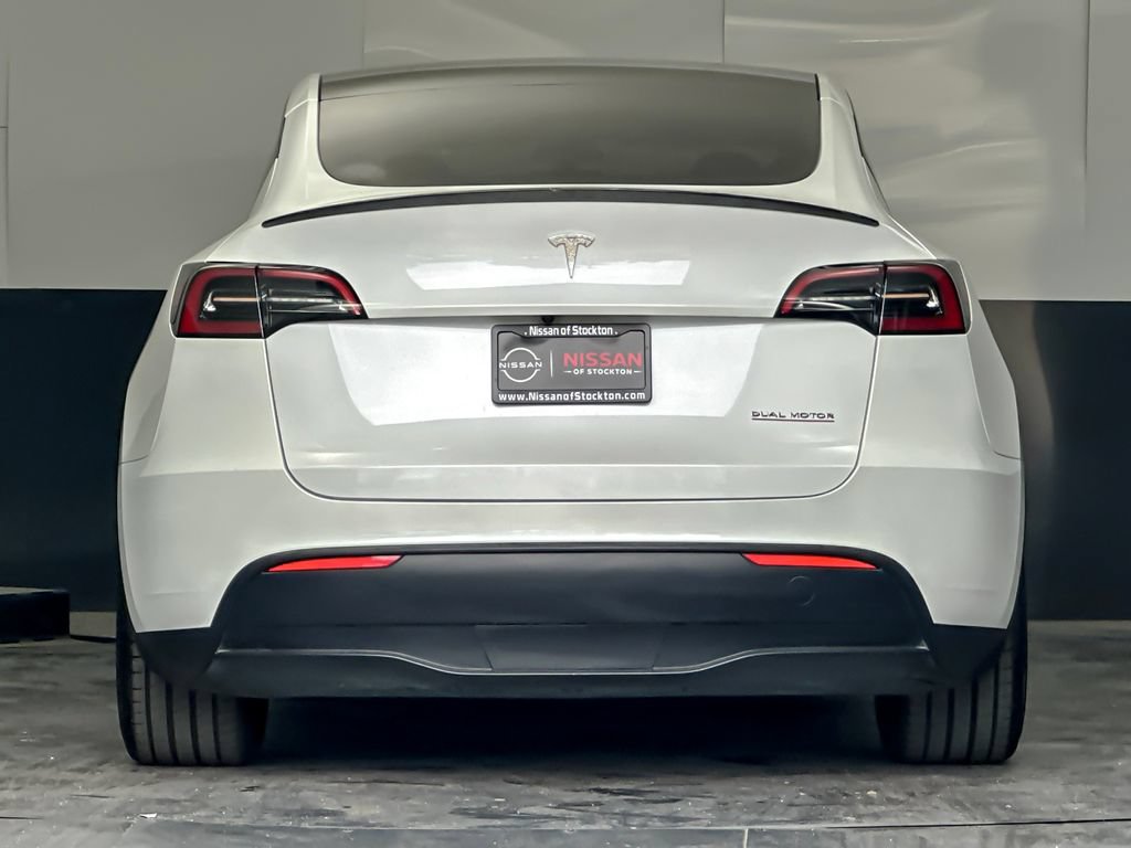 Used 2023 Tesla Model Y Performance AWD/4WD image 4