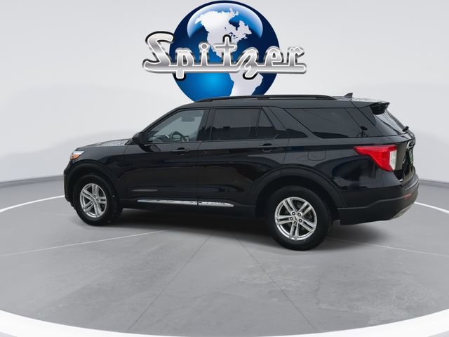 Used 2023 Ford Explorer XLT w/ Equipment Group 202A image 7