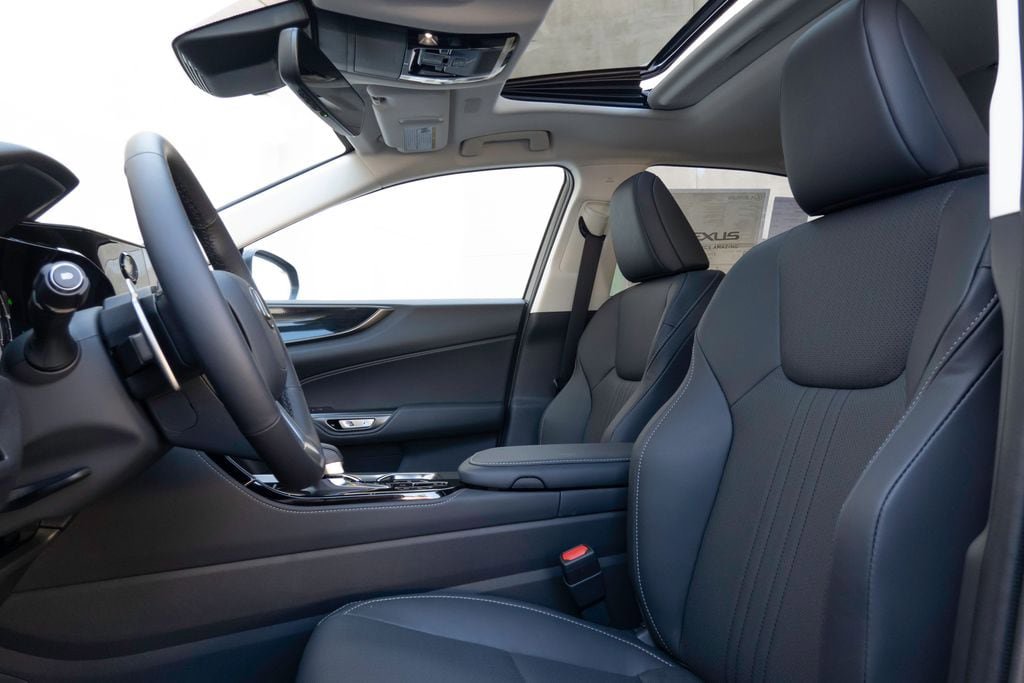 New 2026 Lexus NX 350h AWD w/ Premium Package image 15