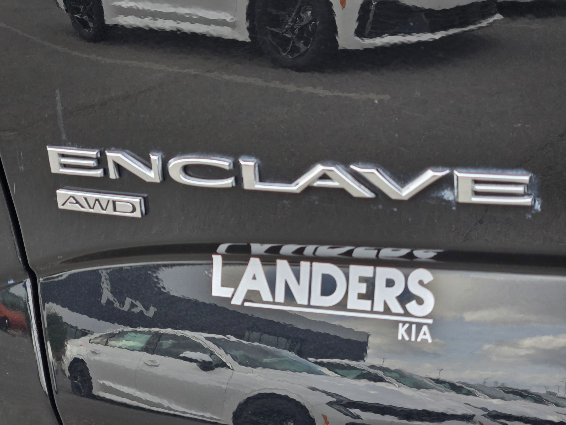 Used 2024 Buick Enclave Premium image 9