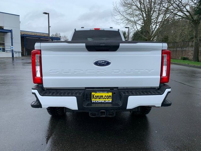Used 2024 Ford F350 XLT image 4