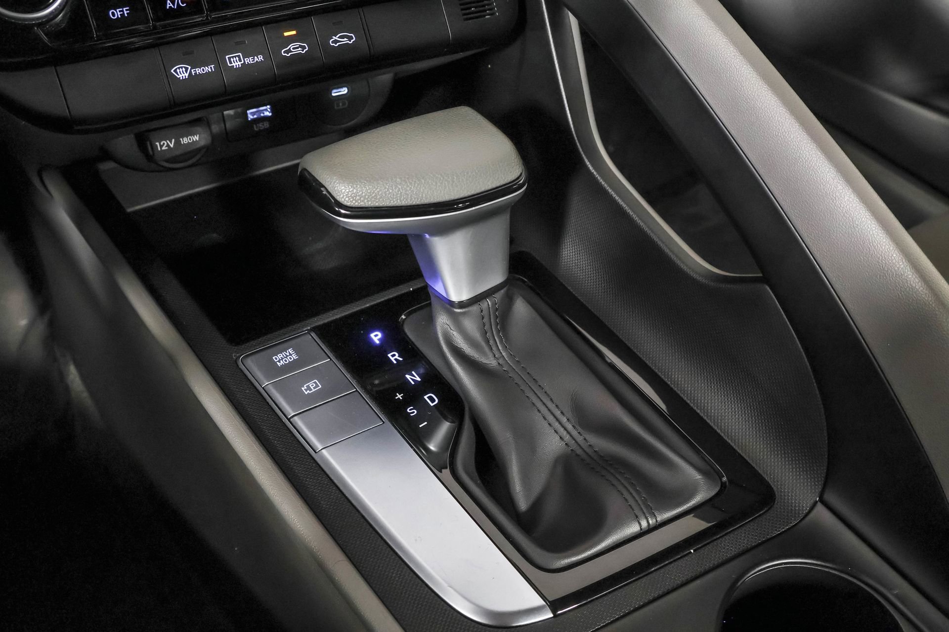 Used 2024 Hyundai Elantra SEL image 33