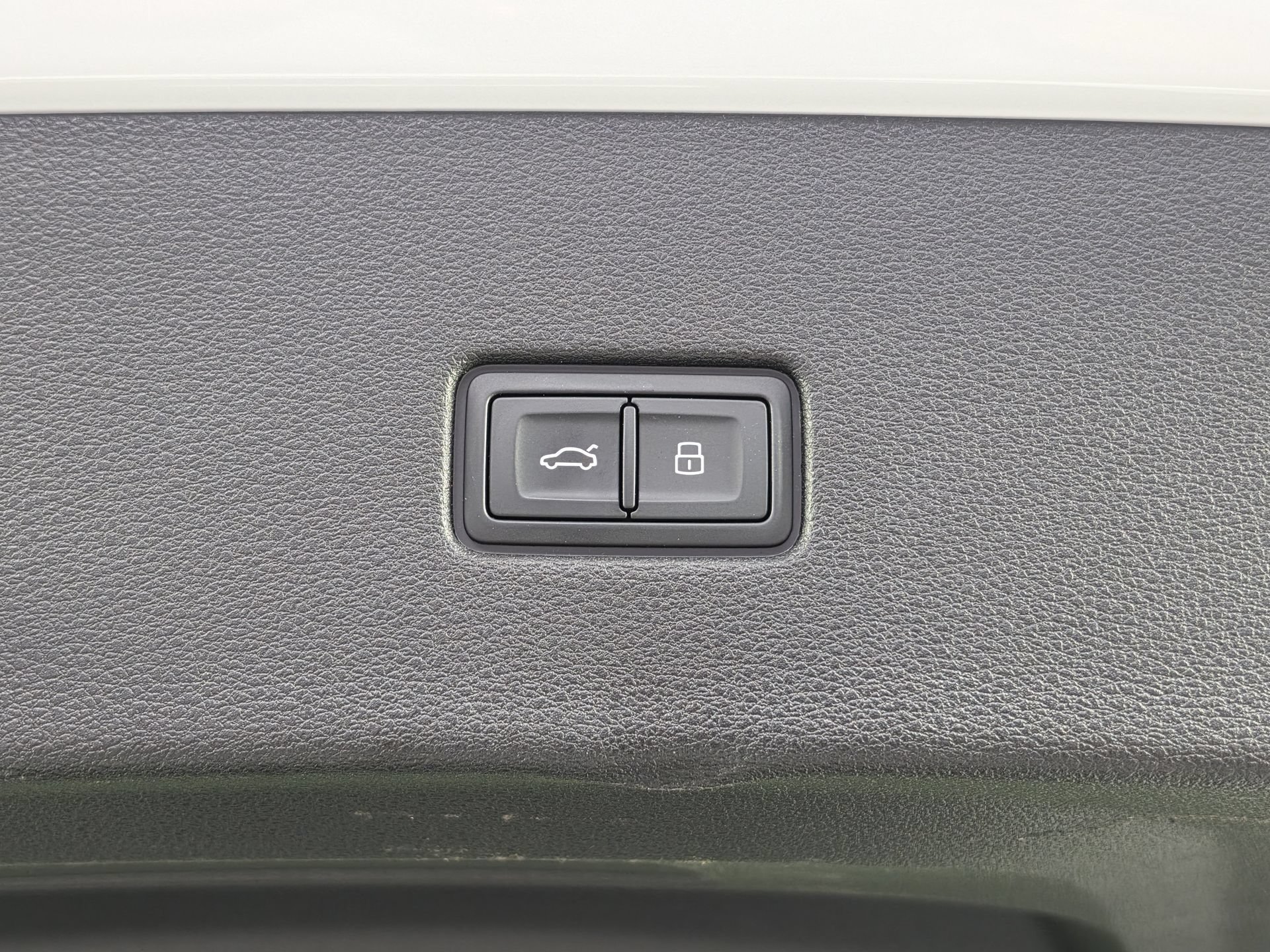 Certified 2023 Audi Q8 Premium Plus AWD/4WD image 51