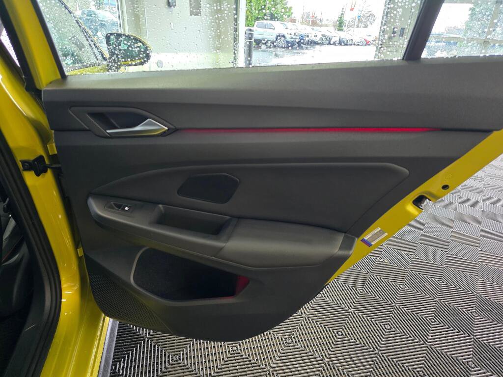 Used 2022 Volkswagen GTI Autobahn image 40