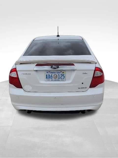 Used 2012 Ford Fusion SEL FWD image 4