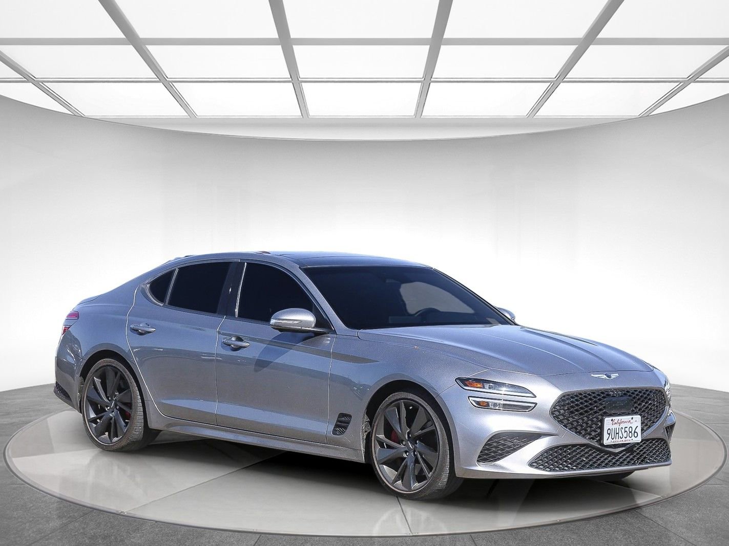 Used 2023 Genesis G70 3.3T w/ Sport Prestige Package image 4