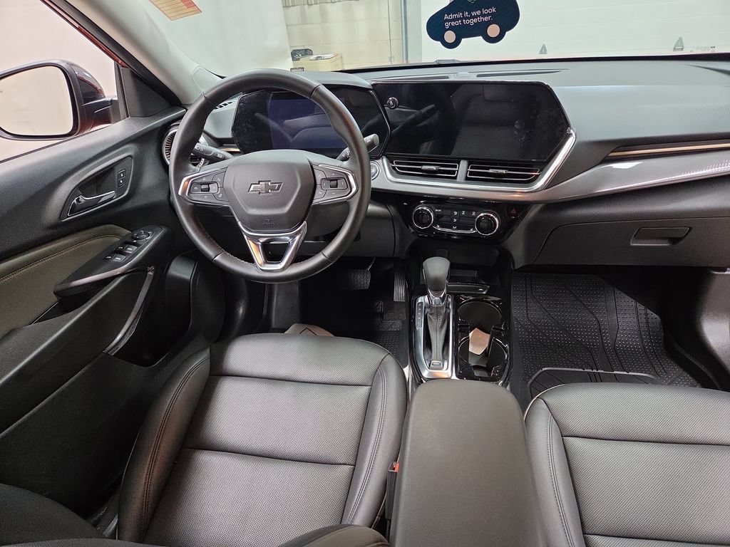 Certified 2024 Chevrolet Trax ACTIV w/ Sunroof Package FWD image 14