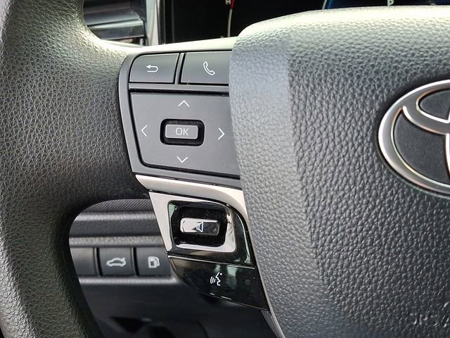 Used 2025 Toyota Camry LE image 21
