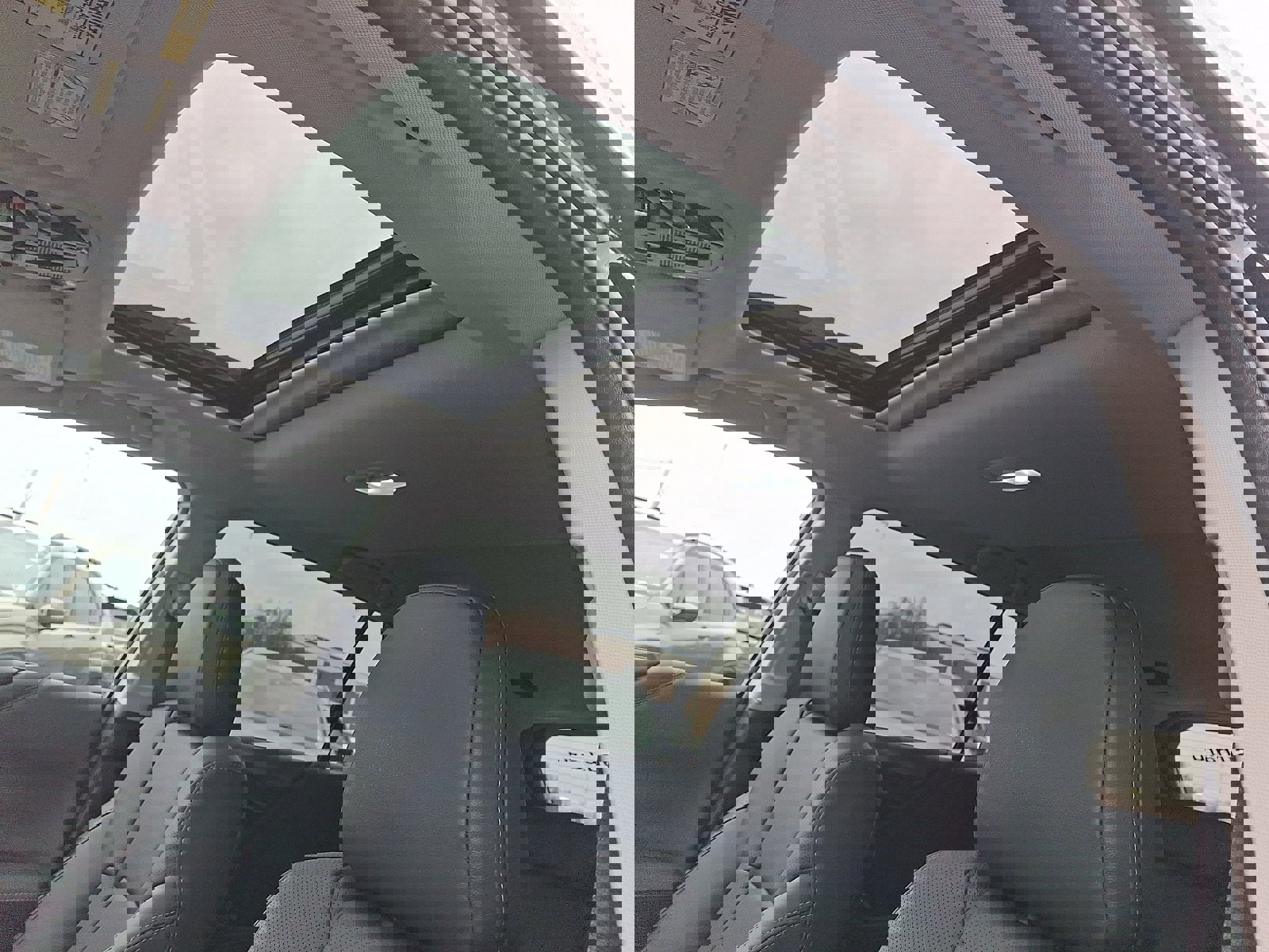 Certified 2025 Subaru Outback Limited AWD/4WD image 14