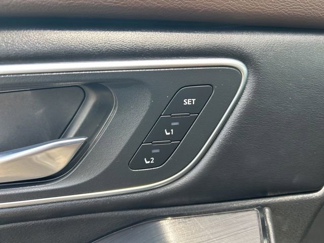 Used 2022 Nissan Rogue Platinum w/ Head-Up Display Package FWD image 34