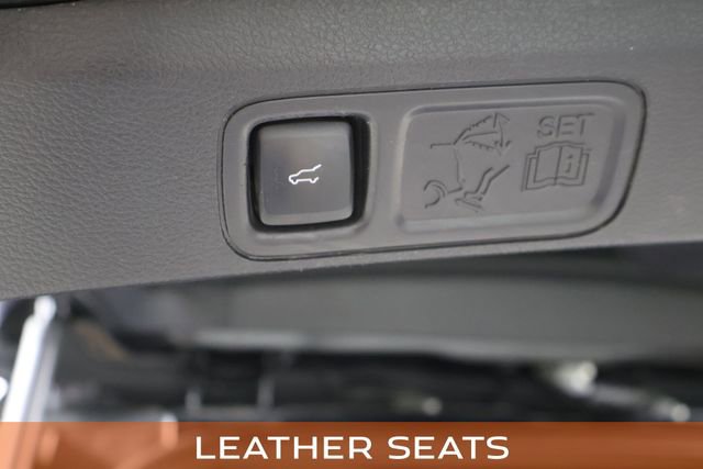 Used 2019 Lincoln Navigator L Reserve image 14