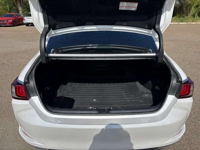 Used 2024 Lexus ES 350 w/ Technology Package FWD image 14
