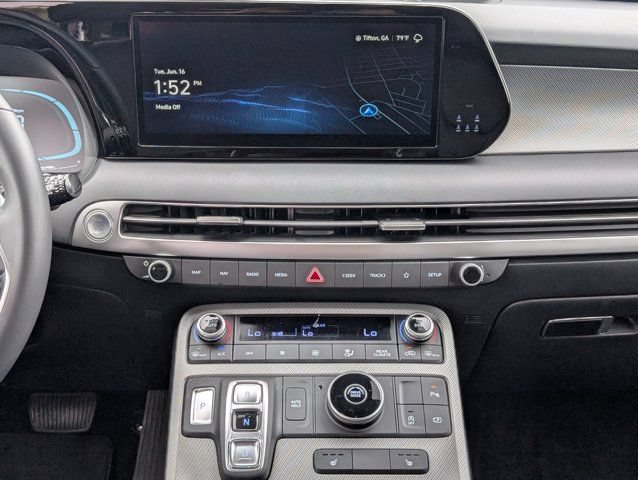 Used 2024 Hyundai Palisade SEL FWD image 17