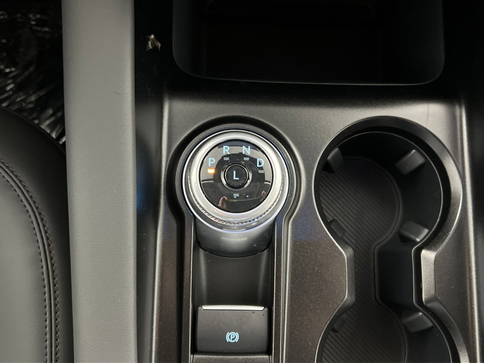 New 2026 Ford Explorer Active w/ Active Comfort Package image 22