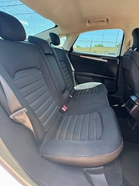 Used 2013 Ford Fusion SE FWD image 13