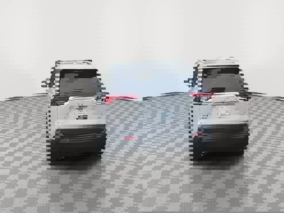 Used 2025 Toyota RAV4 XLE Premium image 7