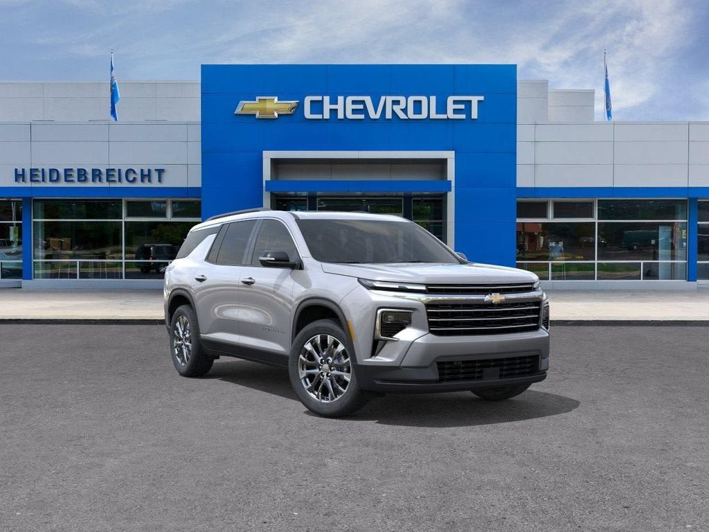 New 2026 Chevrolet Traverse LT w/ Sun and Wheel Package
