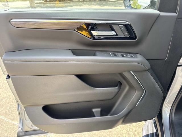 New 2026 Chevrolet Tahoe LS image 19