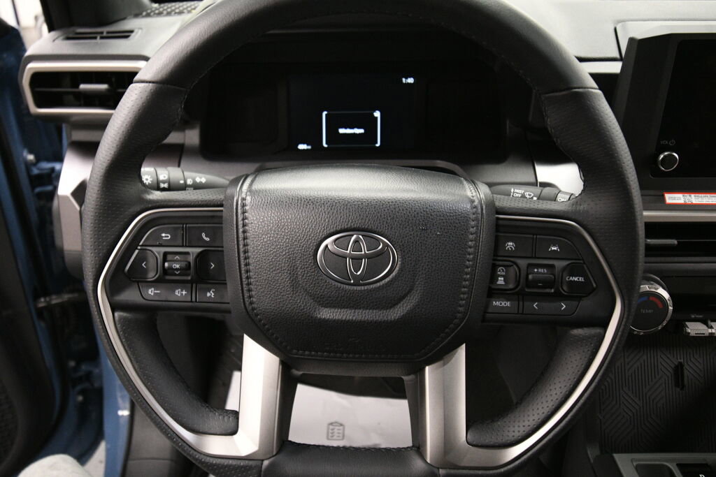 Used 2025 Toyota 4Runner SR5 image 12