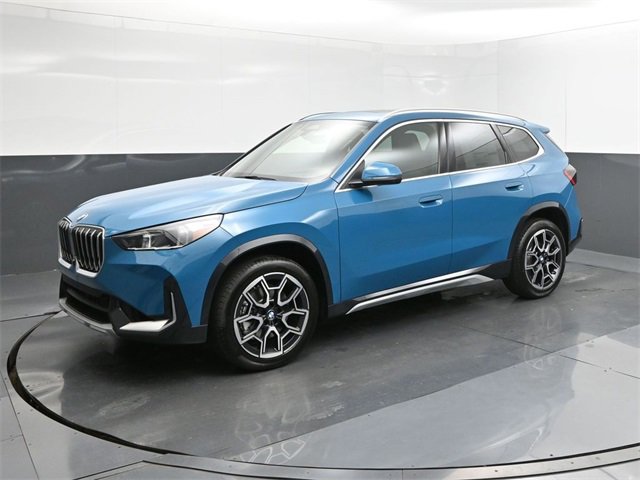 New 2025 BMW X1 xDrive28i w/ Technology Package image 1
