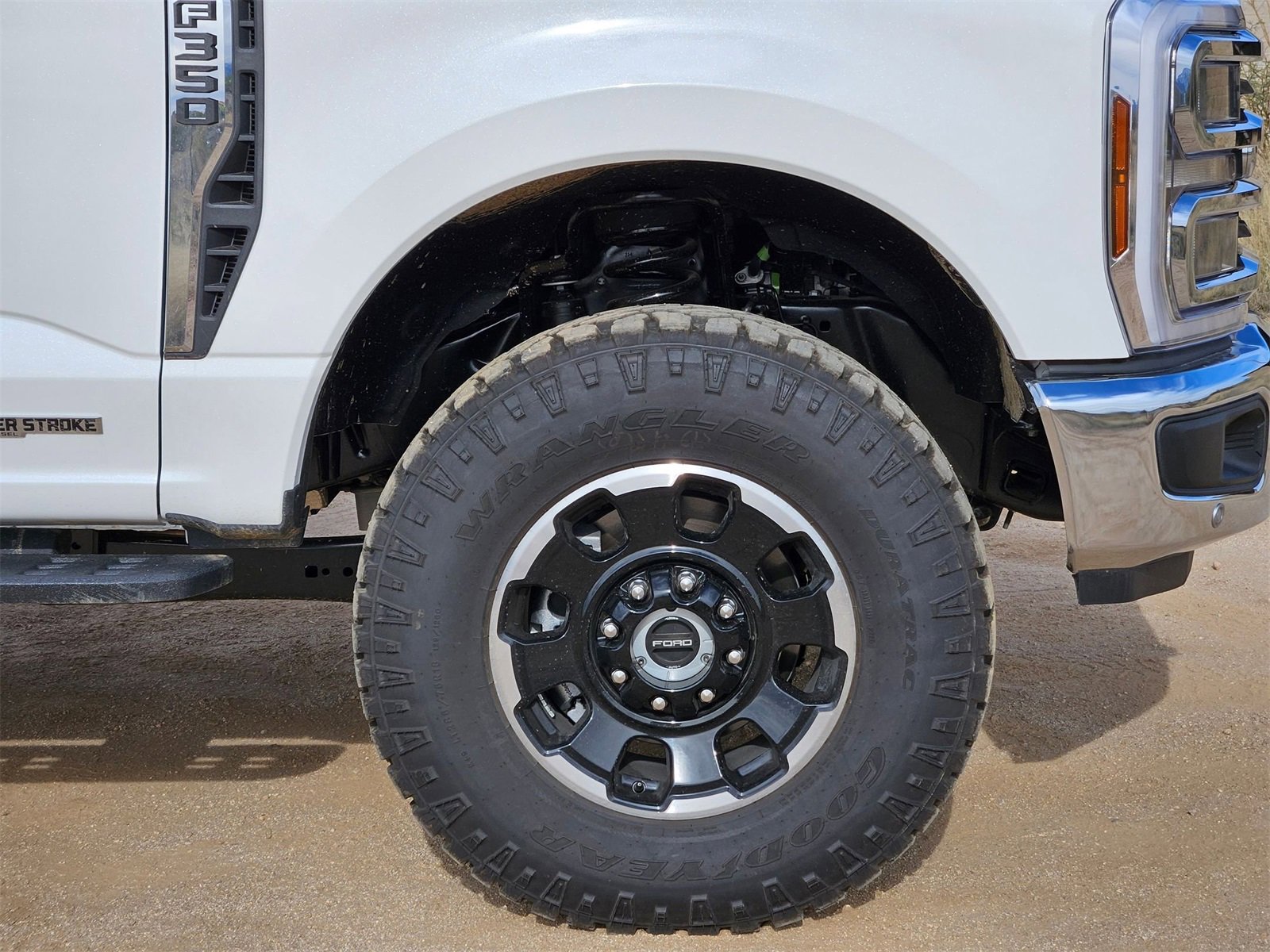 New 2026 Ford F350 King Ranch w/ Tremor Off-Road Package image 10