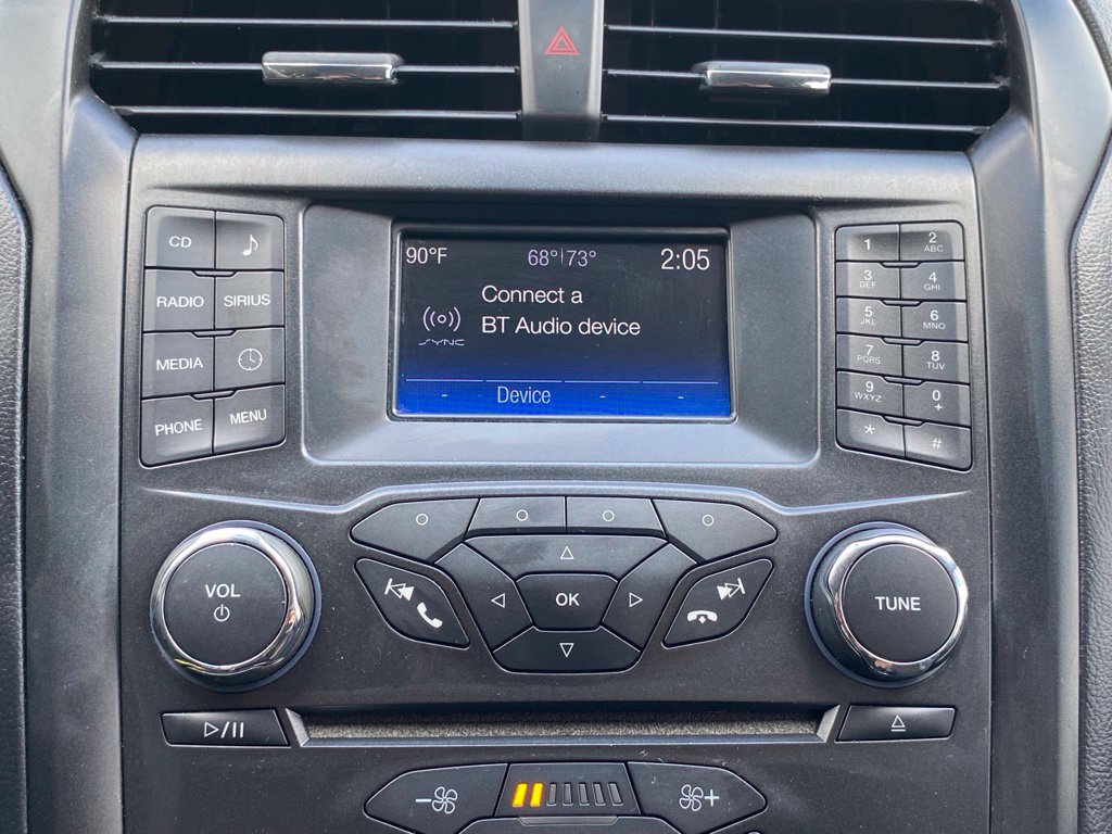 Used 2018 Ford Fusion SE w/ Equipment Group 601A FWD image 20