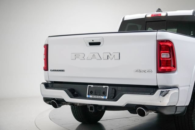 Used 2025 RAM 1500 Laramie AWD/4WD image 23