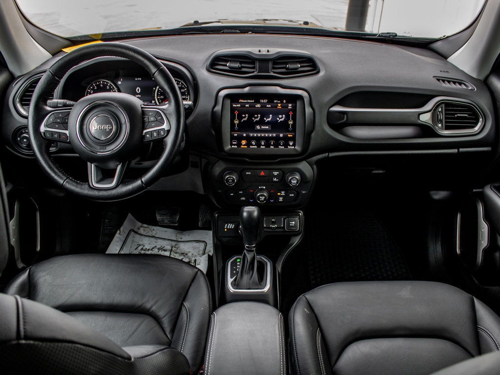 Used 2023 Jeep Renegade Limited image 21