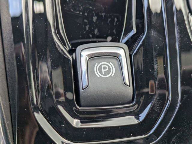 New 2025 GMC Canyon Elevation w/ Convenience Package RWD image 29