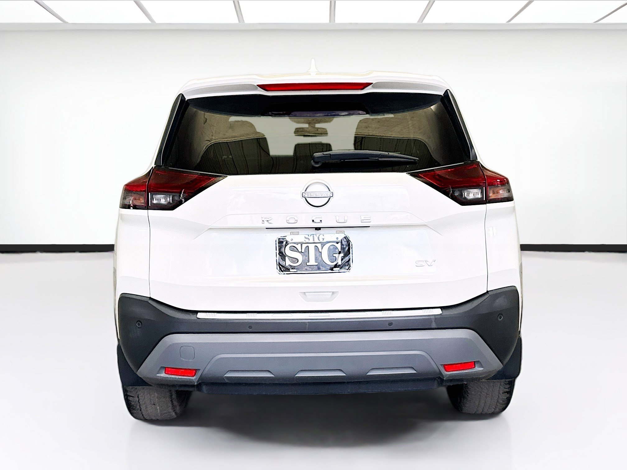 Used 2023 Nissan Rogue SV image 5